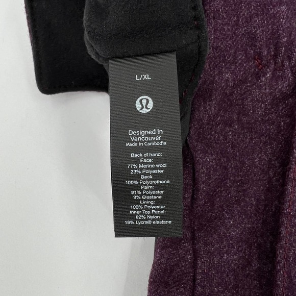 LULULEMON City Keeper Gloves Mens Unisex Purple Primaloft Tech Friendly NWT - Picture 6 of 7